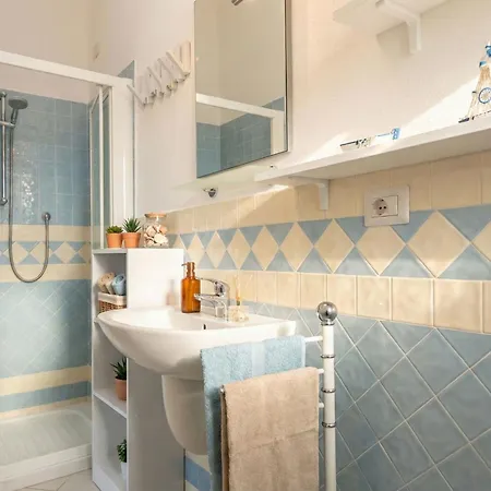 Appartamento Spritz By Interhome Viddalba